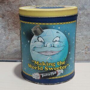 Vintage Tootsie Roll Collectible Tin Smiling Moon Face Making The World Sweeter